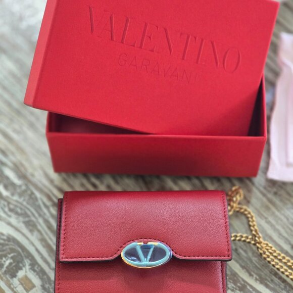 VALENTINO GARAVANI RED Calfskin Leather Logo Wallet With Strap/Chain - Picture 2 of 4
